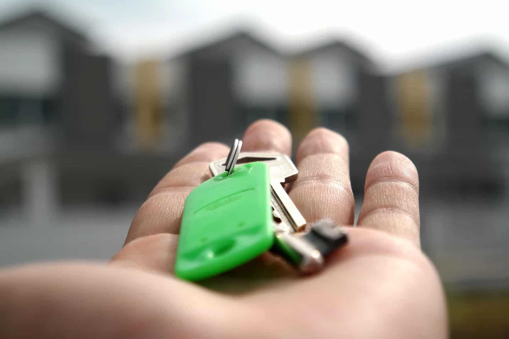 Affittare casa tramite agenzia immobiliare
