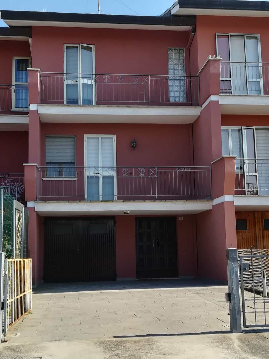 Vendesi villetta a schiera ad Ostellato FE