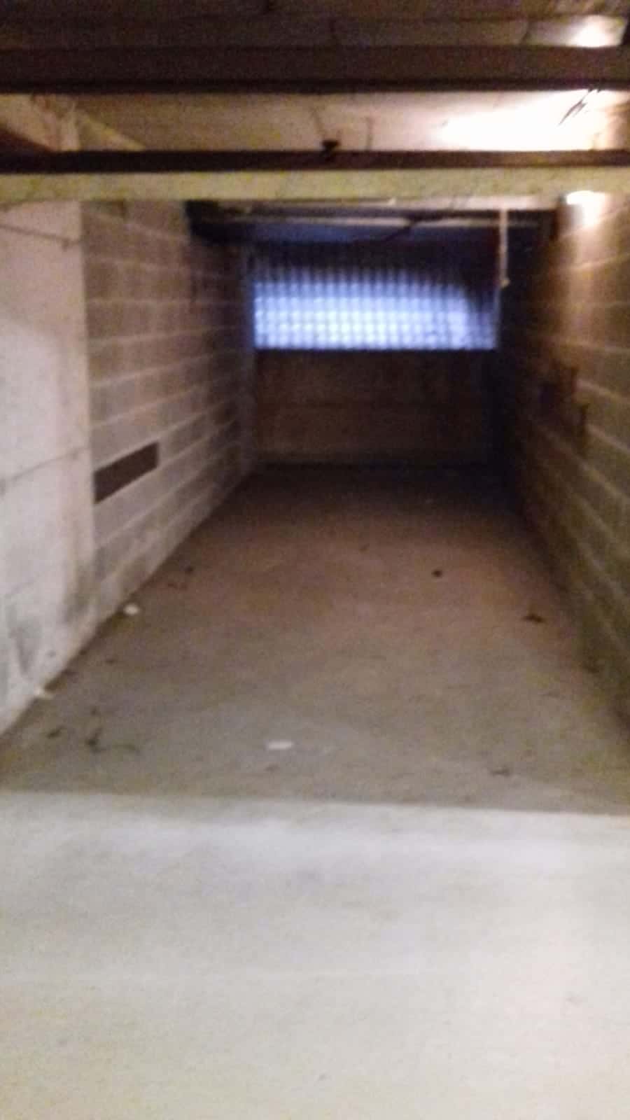 Autorimessa nel parcheggio Toschi