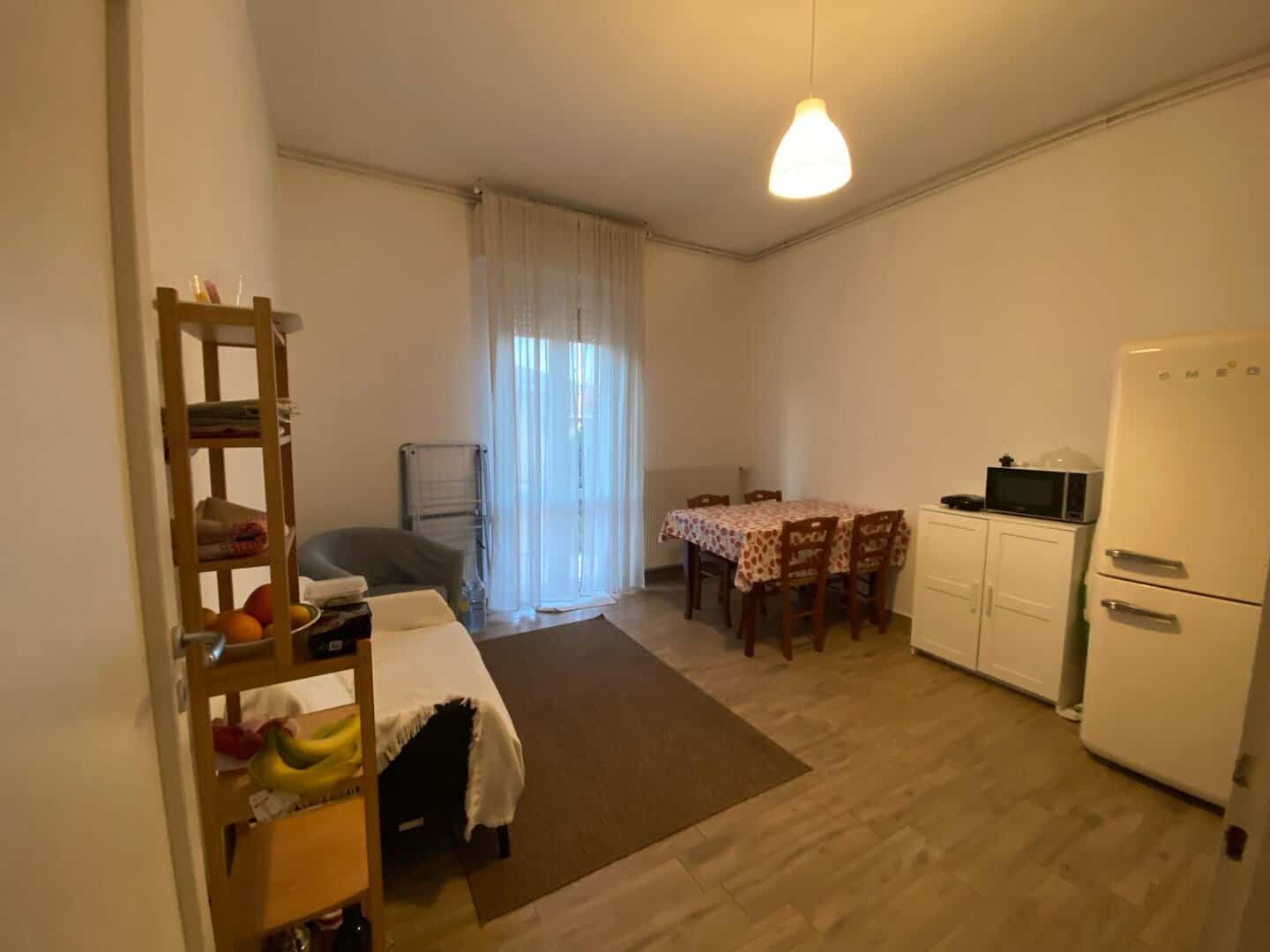 Stanza SOLO DONNE in appartamento condiviso Arco San Lazzaro